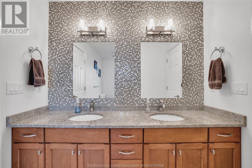 Photo 23 of 12337 Candlewood Drive, Tecumseh ON
