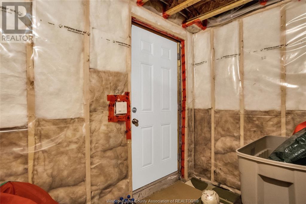 Photo 27 of 12337 Candlewood Drive, Tecumseh ON