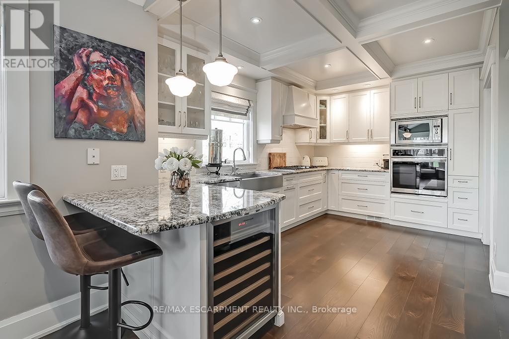 Photo 23 of 1050 Mohawk Road, Burlington ON