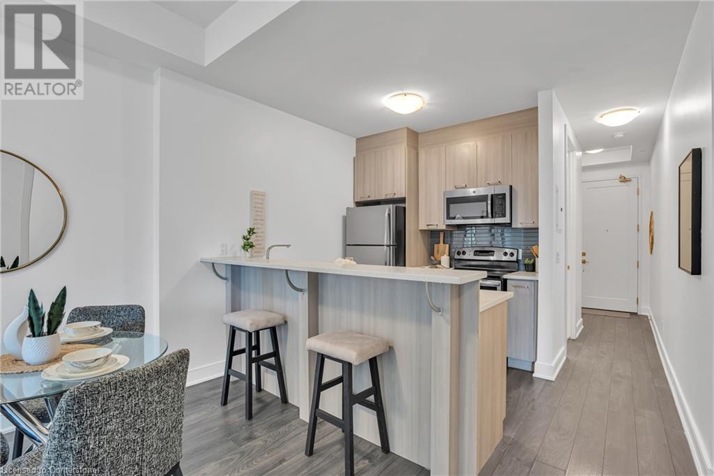 Photo 14 of 150 W Main Street W Unit 910, Hamilton ON