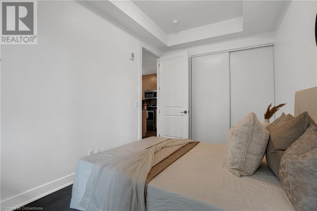 Photo 9 of 150 W Main Street W Unit 910, Hamilton ON