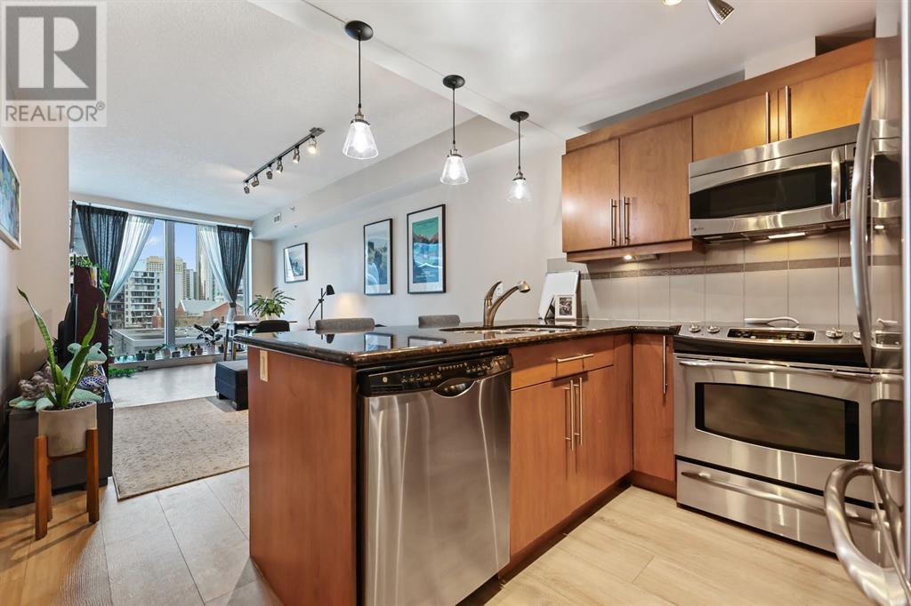 Single Family House for Sale in    Avenue SW Beltline Calgary 