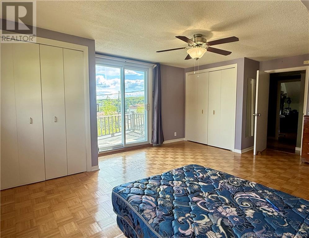 12 Soucy Lane - 21
