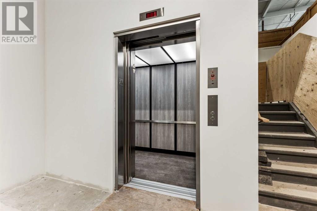 Photo 19 of 67 Glenbrook Place Sw, Calgary AB