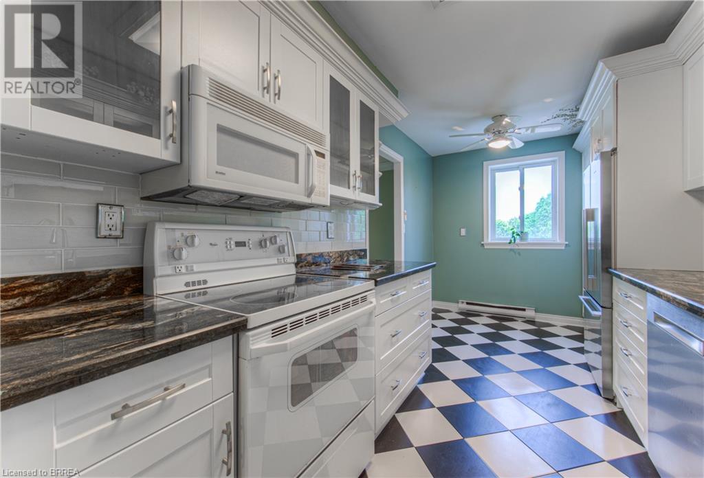 Photo 12 of 36 Hayhurst Road Unit 315, Brantford ON