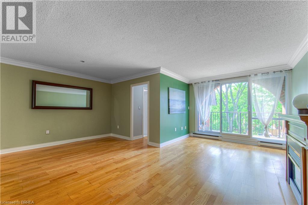 Photo 19 of 36 Hayhurst Road Unit 315, Brantford ON