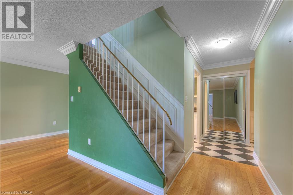 Photo 28 of 36 Hayhurst Road Unit 315, Brantford ON