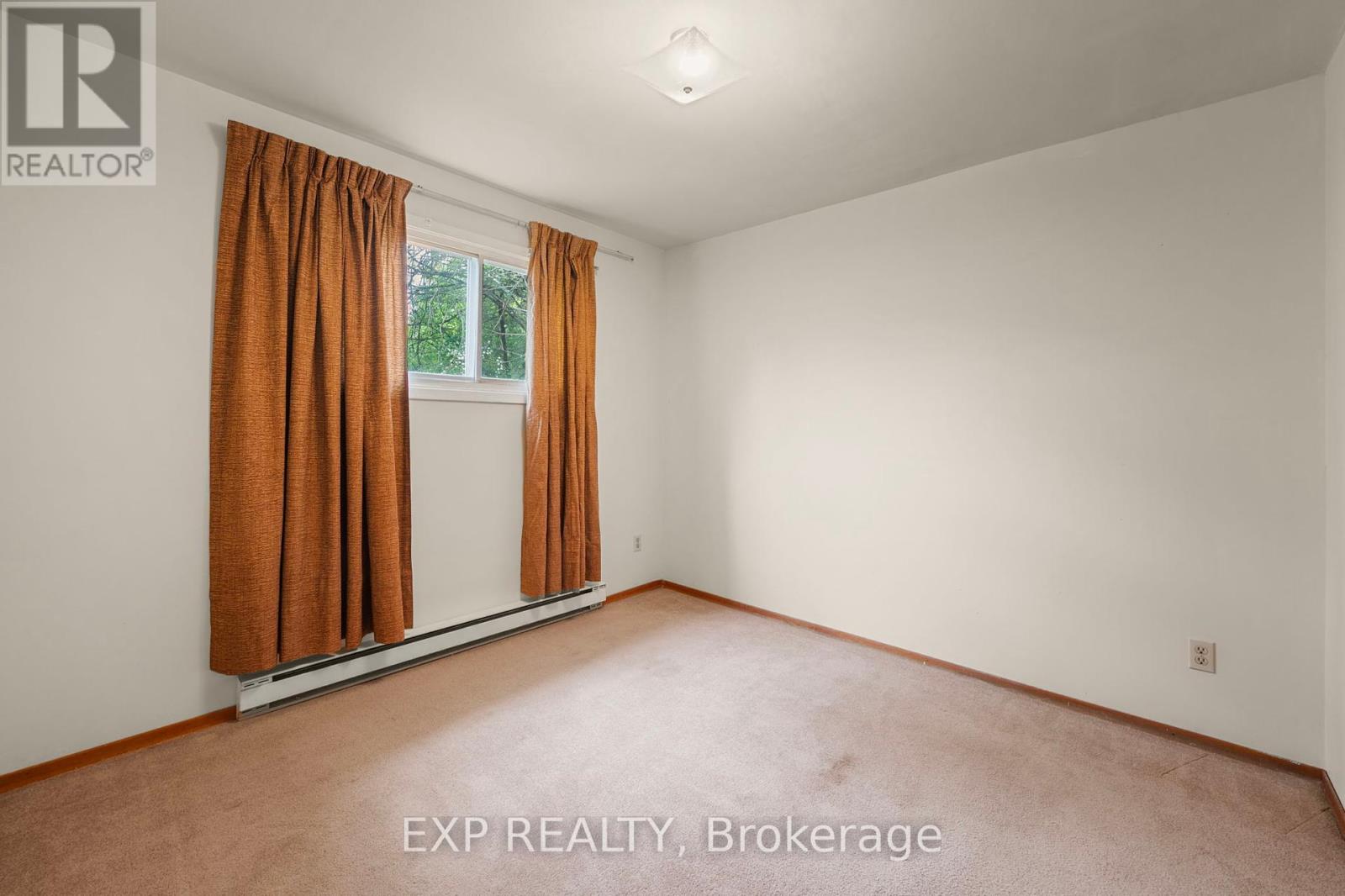 Photo 1 of 38 Canal Street, Georgina ON