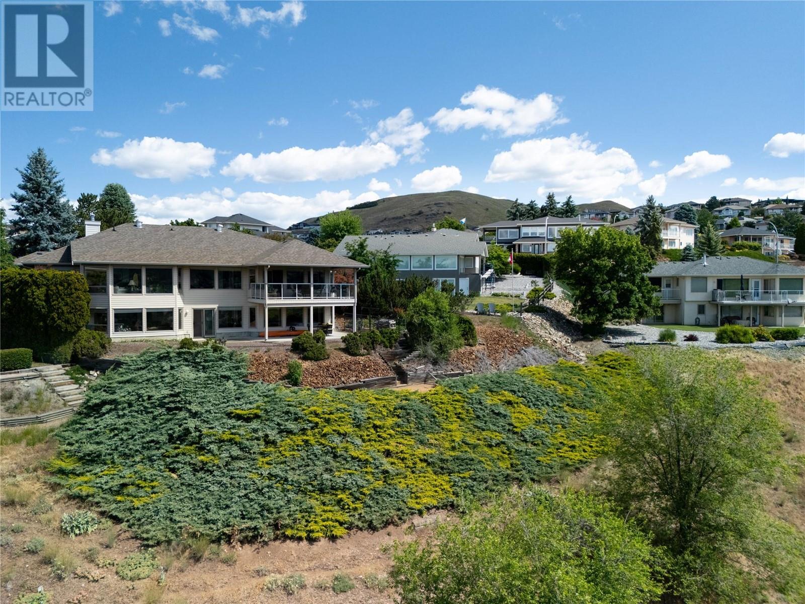 8827 Michael Drive, Coldstream