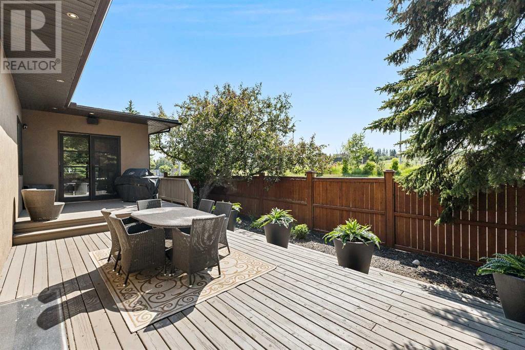 Single Family House Bungalow for Sale in  Kerwood Crescent Kelvin Grove Calgary 