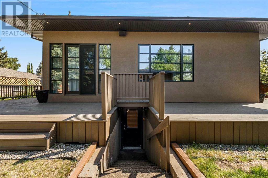 Single Family House Bungalow for Sale in  Kerwood Crescent Kelvin Grove Calgary 