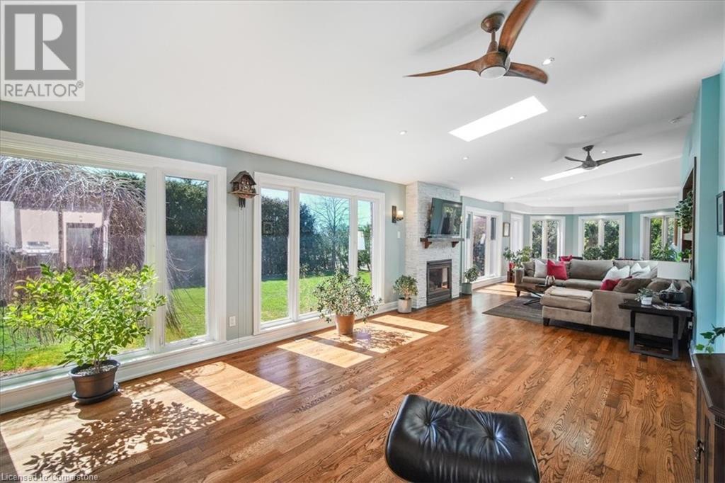 Photo 44 of 1425 Plains Road W, Burlington ON