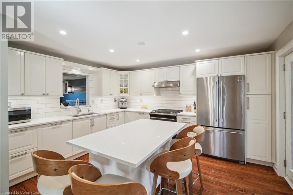 Photo 27 of 1425 Plains Road W, Burlington ON