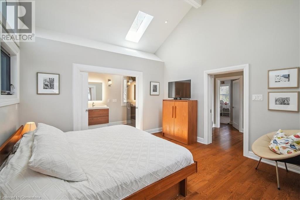 Photo 19 of 1425 Plains Road W, Burlington ON