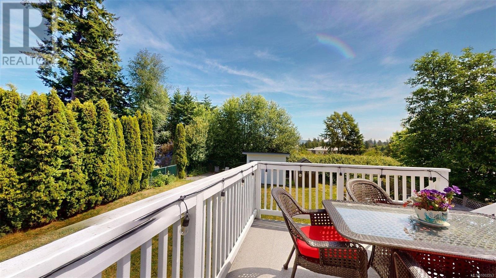 Photo 12 of 2113 Amethyst Way, Sooke BC