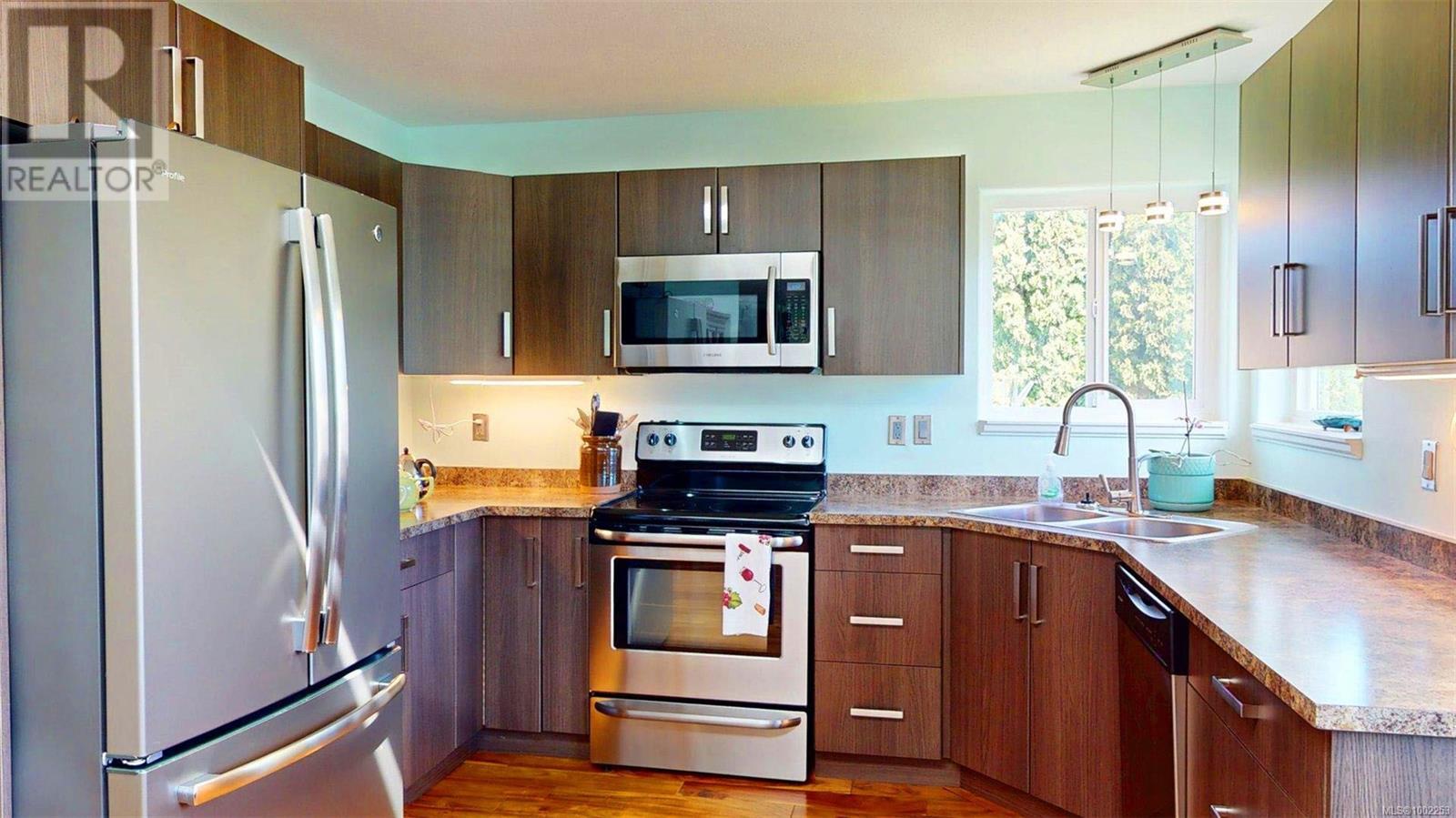 Photo 14 of 2113 Amethyst Way, Sooke BC