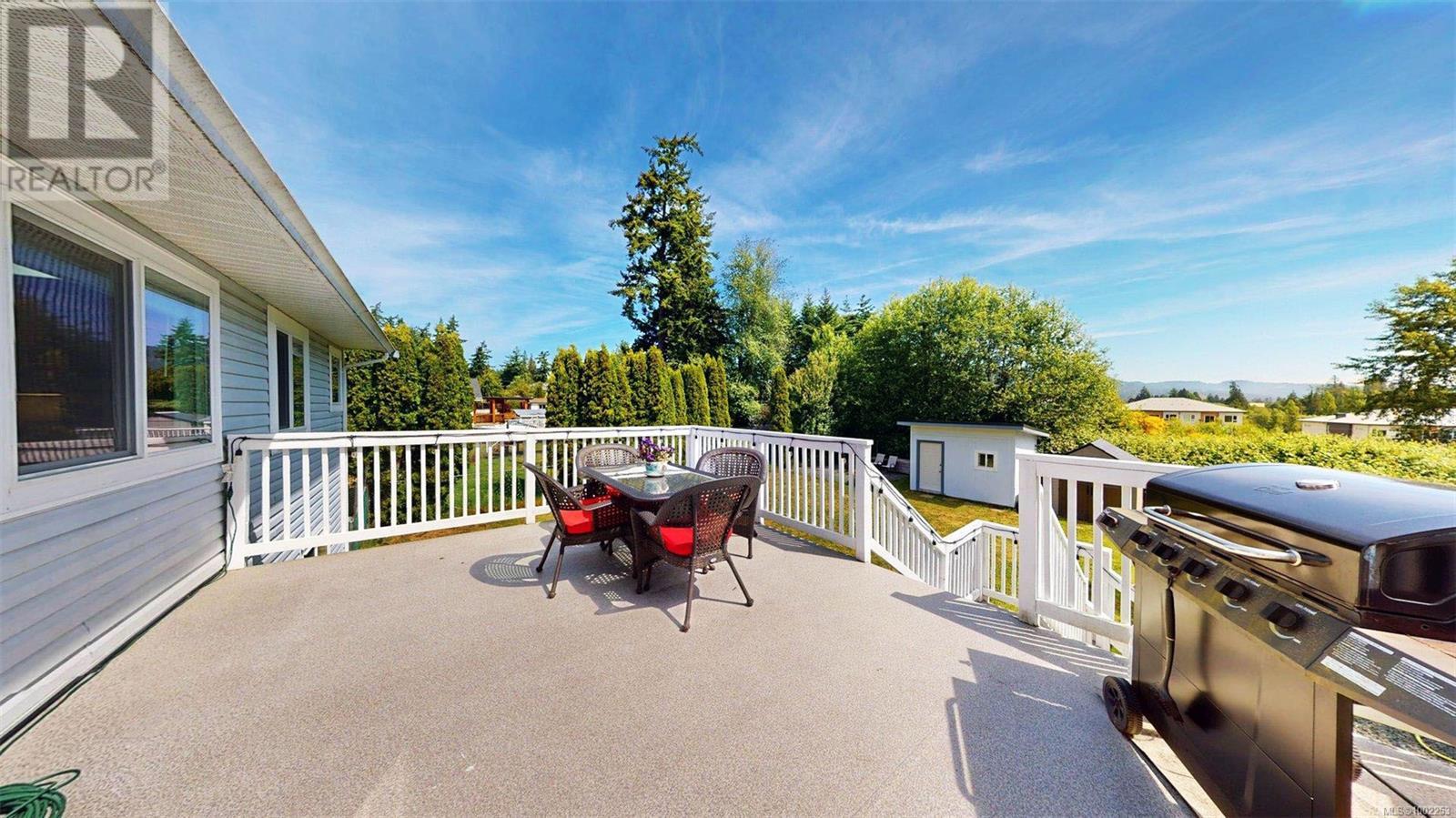 Photo 8 of 2113 Amethyst Way, Sooke BC