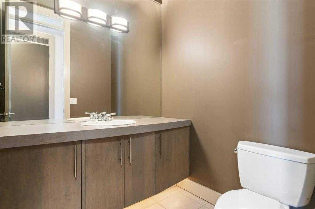 Single Family House for Sale in    Street SW Killarney/Glengarry Calgary 