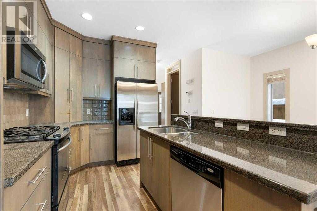 Single Family House for Sale in    Street SW Killarney/Glengarry Calgary 