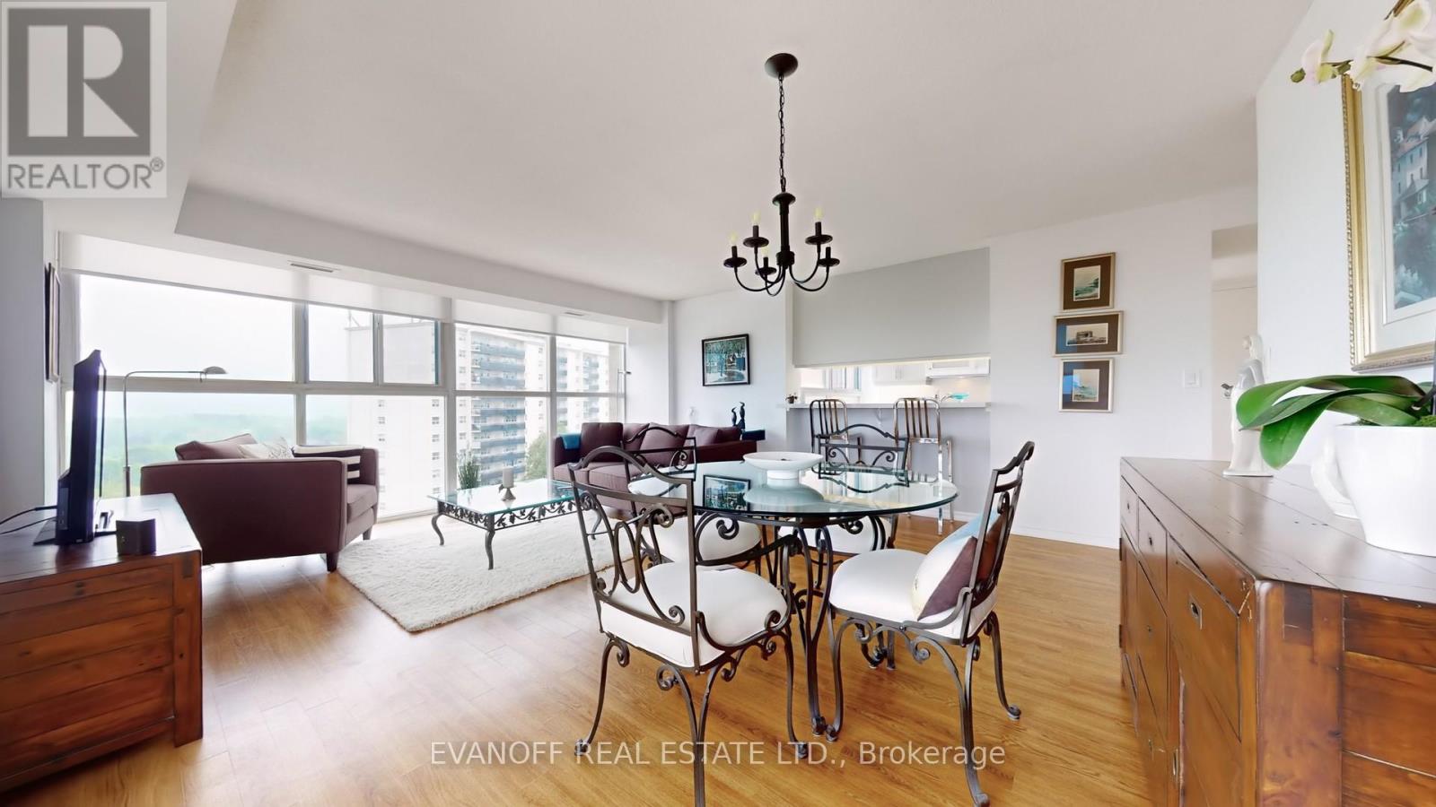 Photo 15 of 904 90 Dale Avenue, Toronto ON