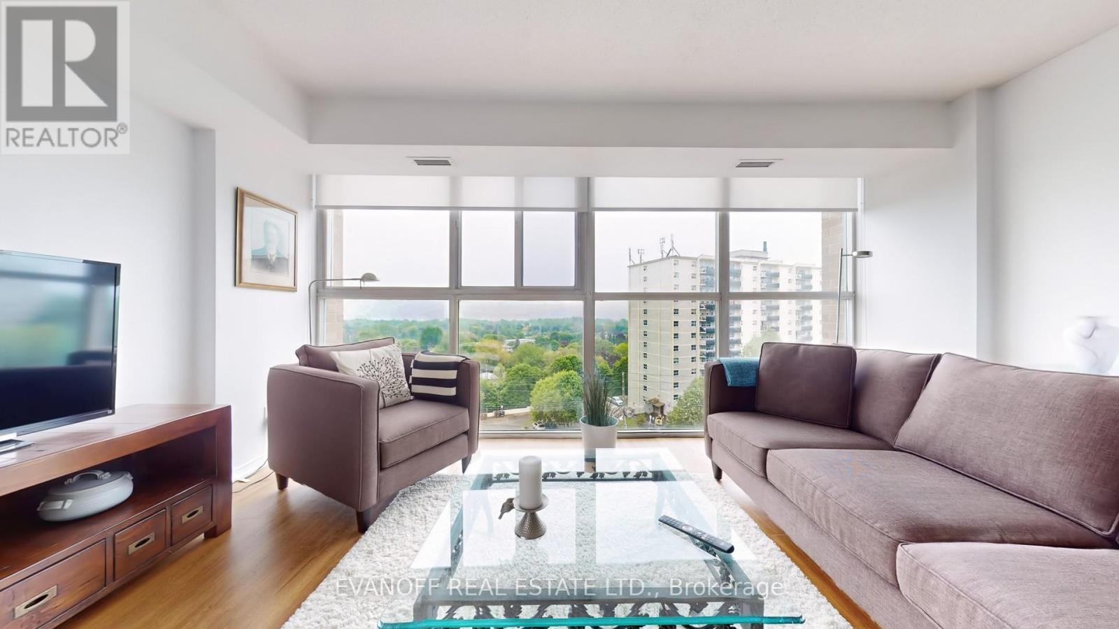 Photo 4 of 904 90 Dale Avenue, Toronto ON