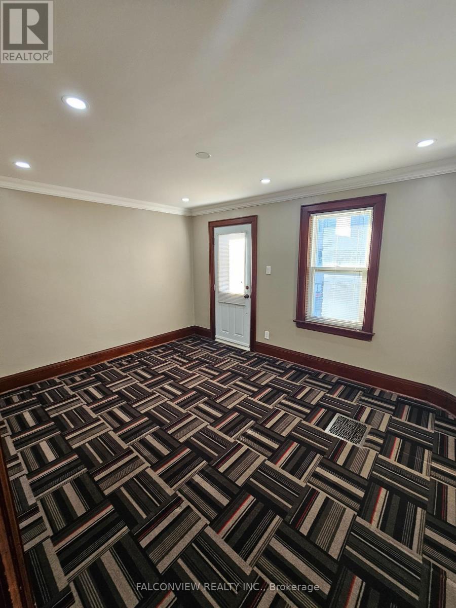 Photo 11 of 7961 Jane Street, Vaughan ON