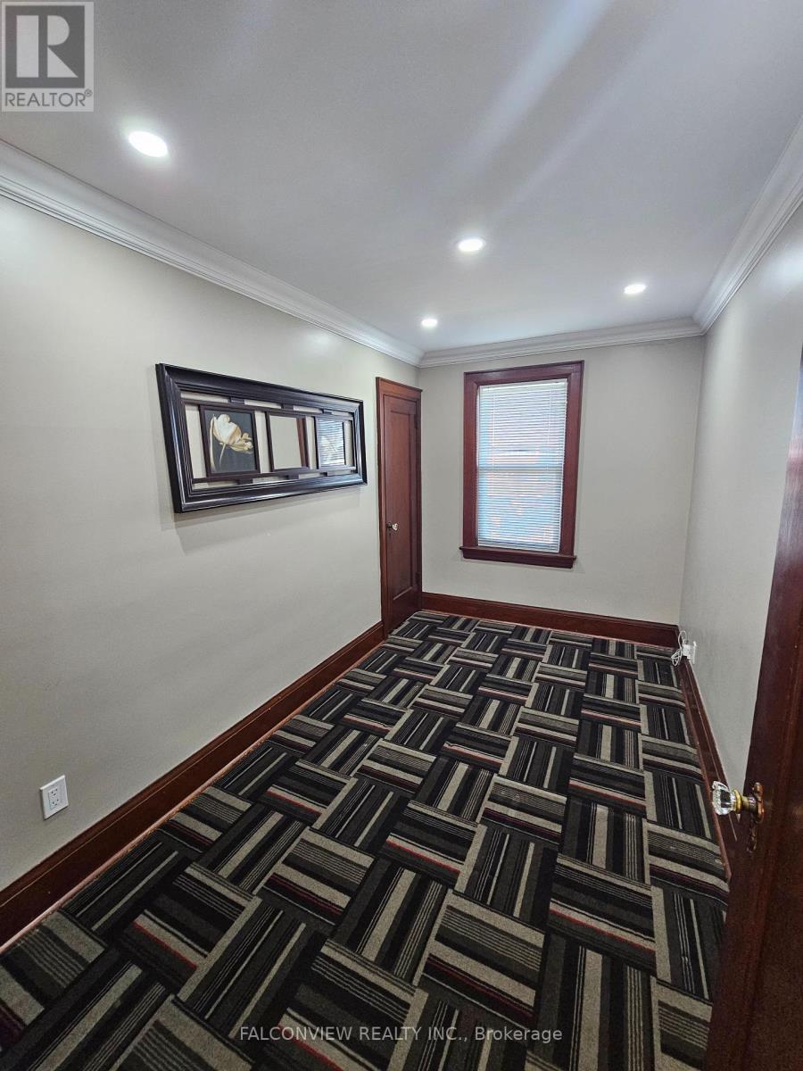 Photo 12 of 7961 Jane Street, Vaughan ON