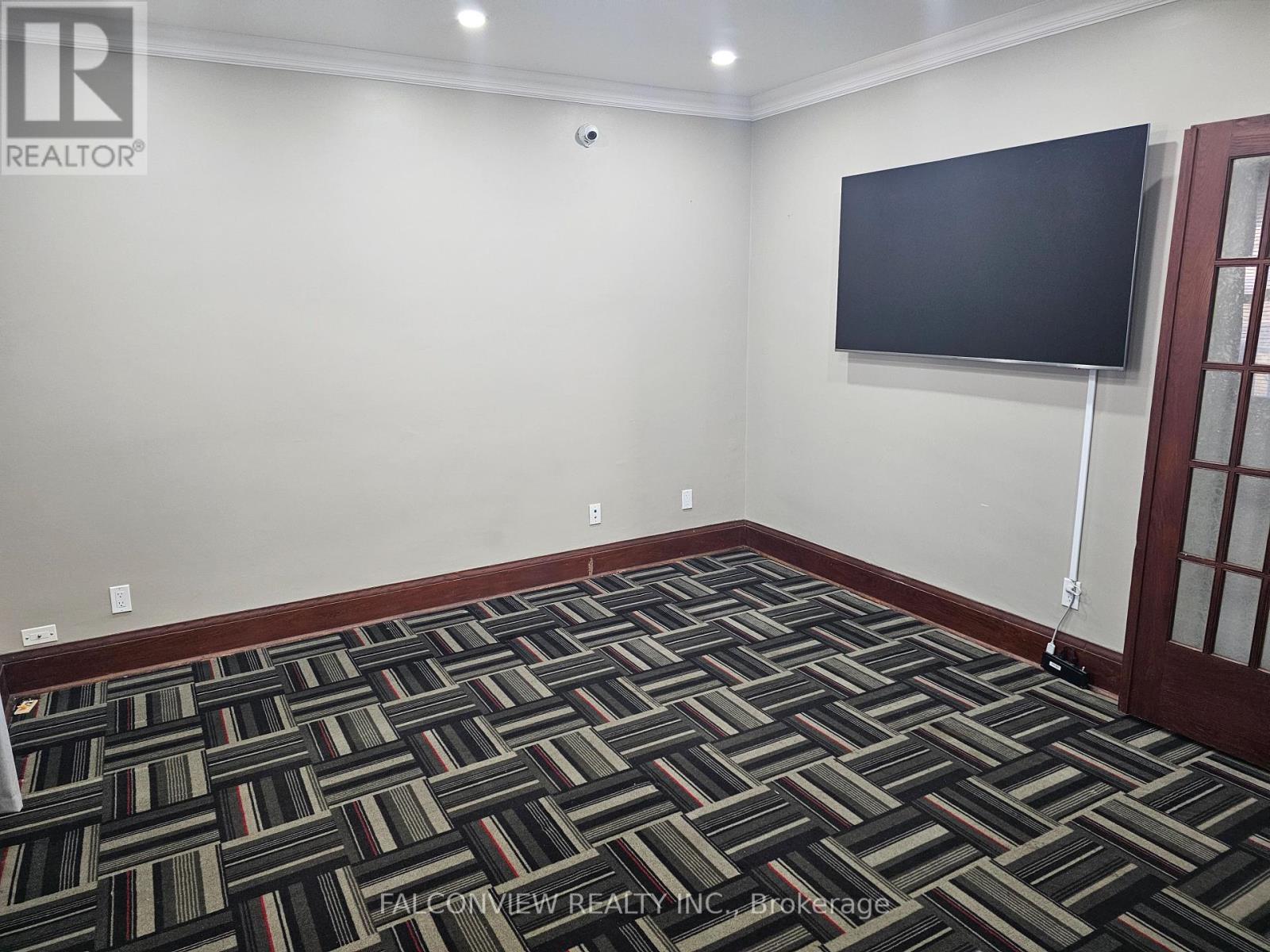 Photo 3 of 7961 Jane Street, Vaughan ON
