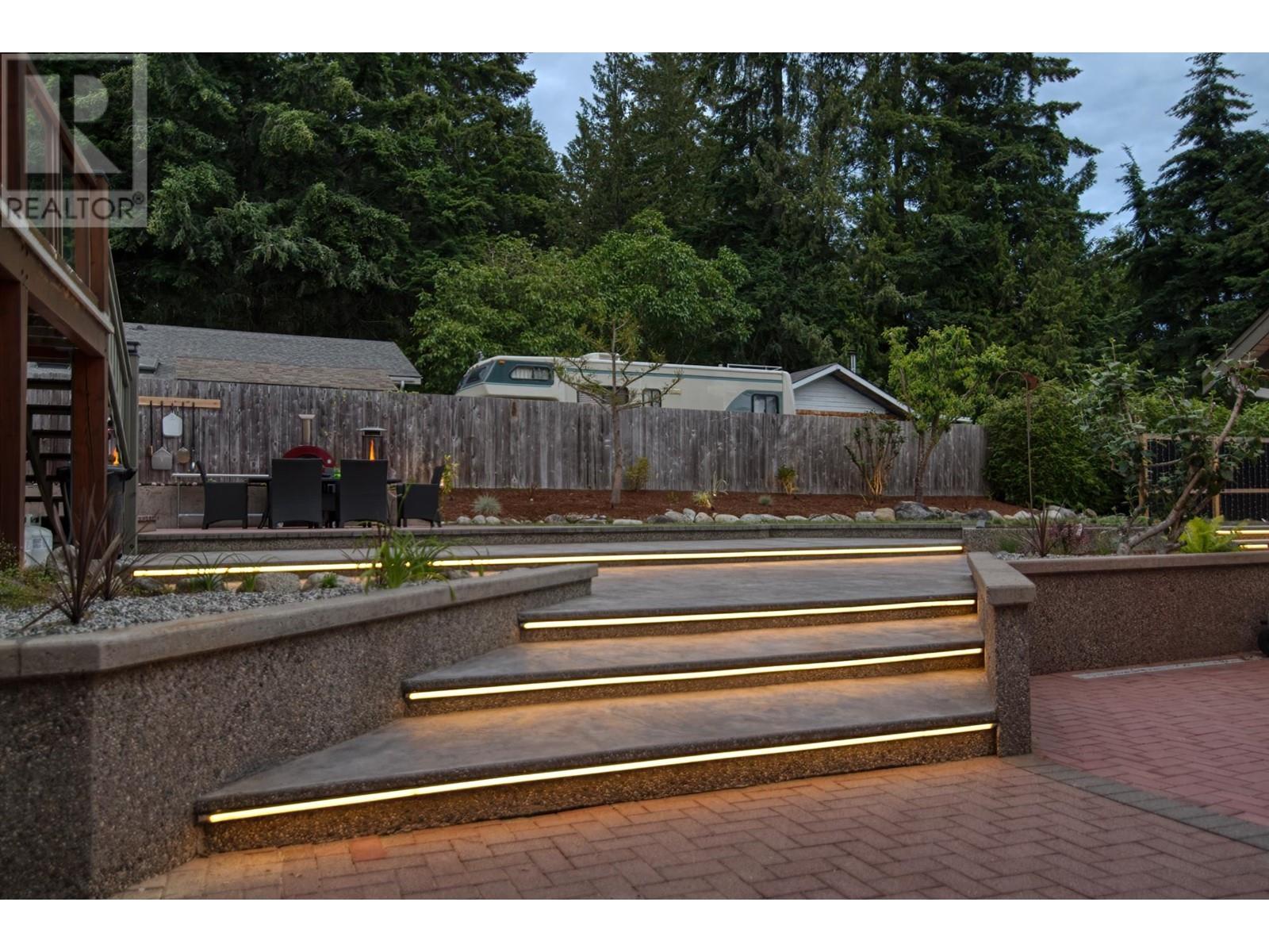 5740-42 NICKERSON ROAD, Sechelt