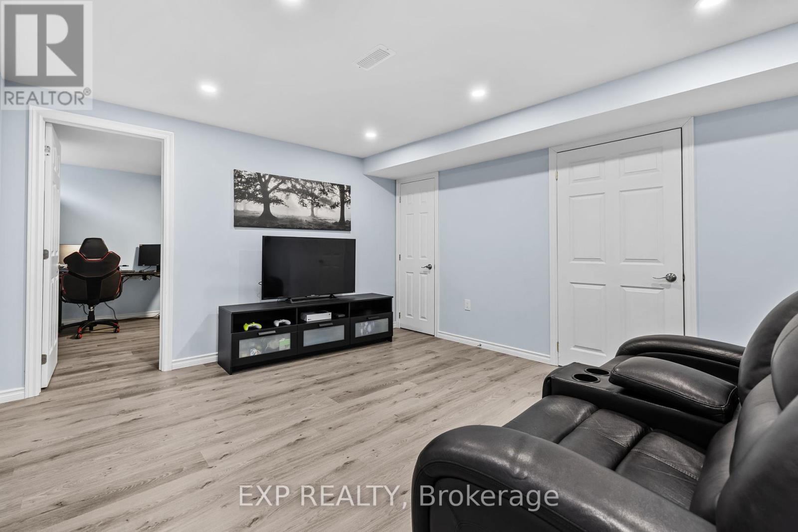 Photo 27 of 2151 Avebury Drive, Ottawa ON