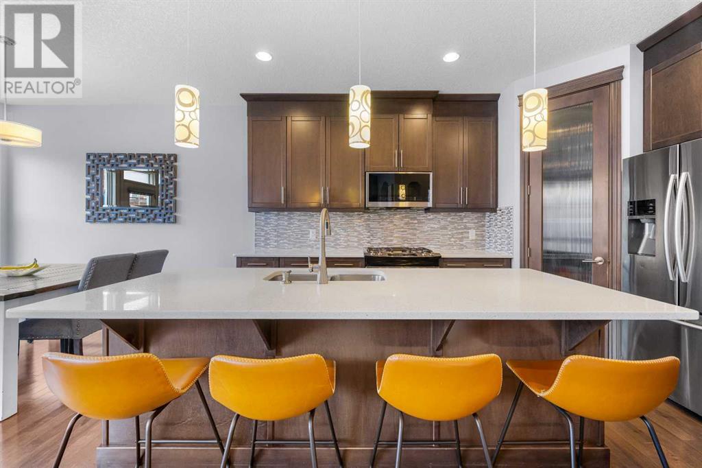 Single Family House for Sale in  Sherwood Square NW Sherwood Calgary 