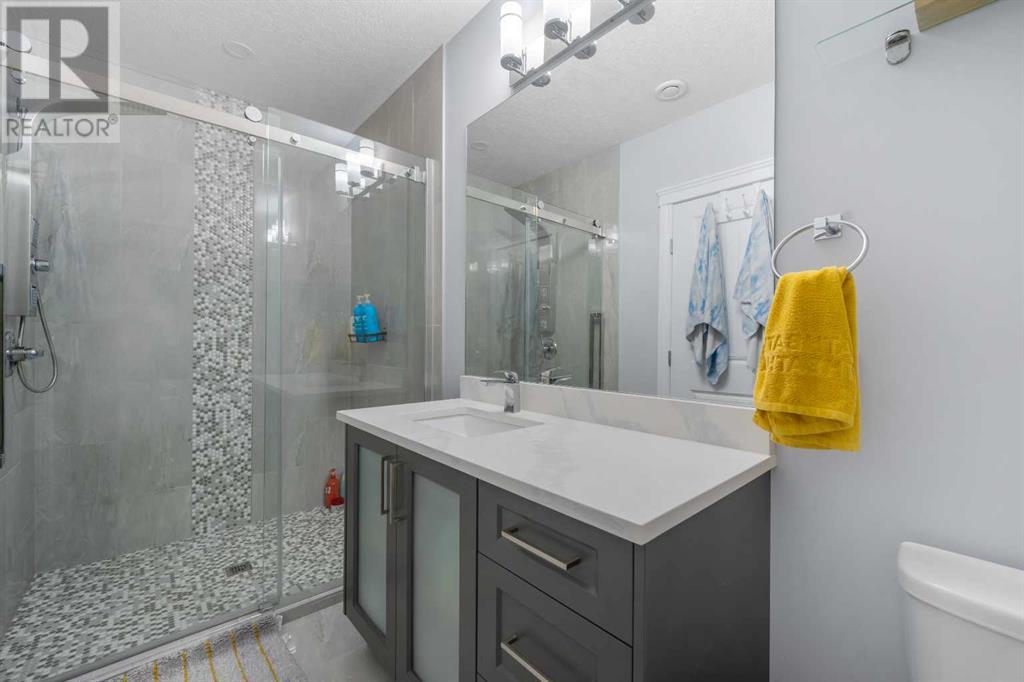 Single Family House for Sale in  Sherwood Square NW Sherwood Calgary 