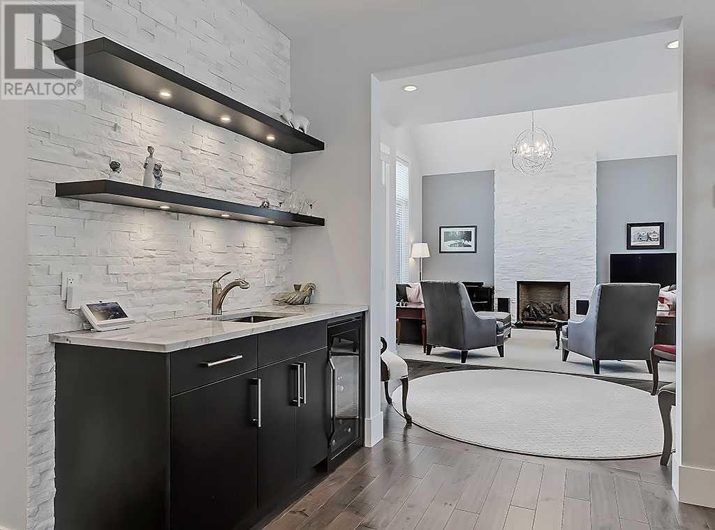 Single Family House for Sale in  Rosetree Road NW Rosemont Calgary 
