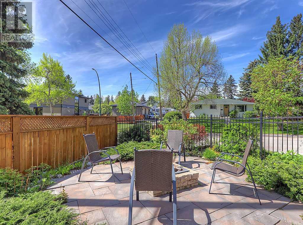 Single Family House for Sale in  Rosetree Road NW Rosemont Calgary 