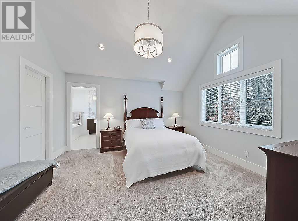 Single Family House for Sale in  Rosetree Road NW Rosemont Calgary 
