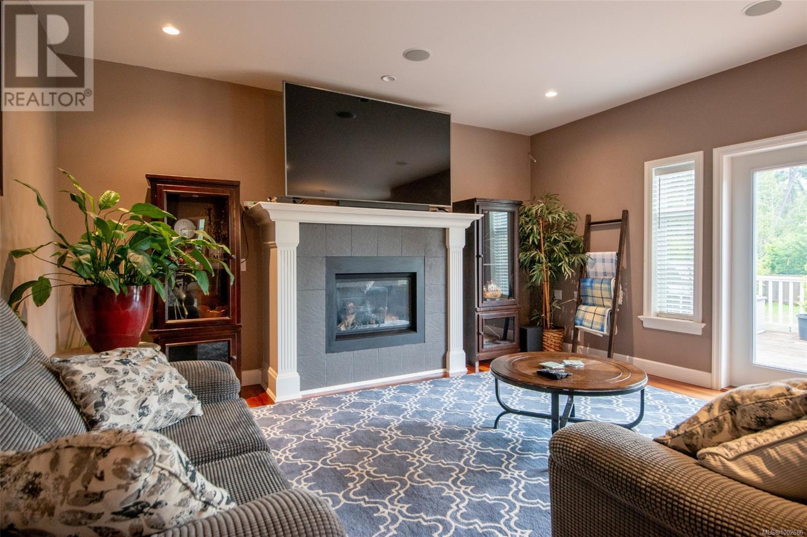 468 Wain Rd, North Saanich