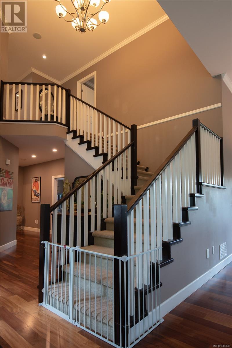 468 Wain Rd, North Saanich