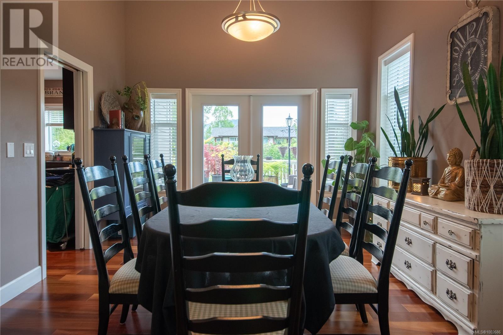 468 Wain Rd, North Saanich