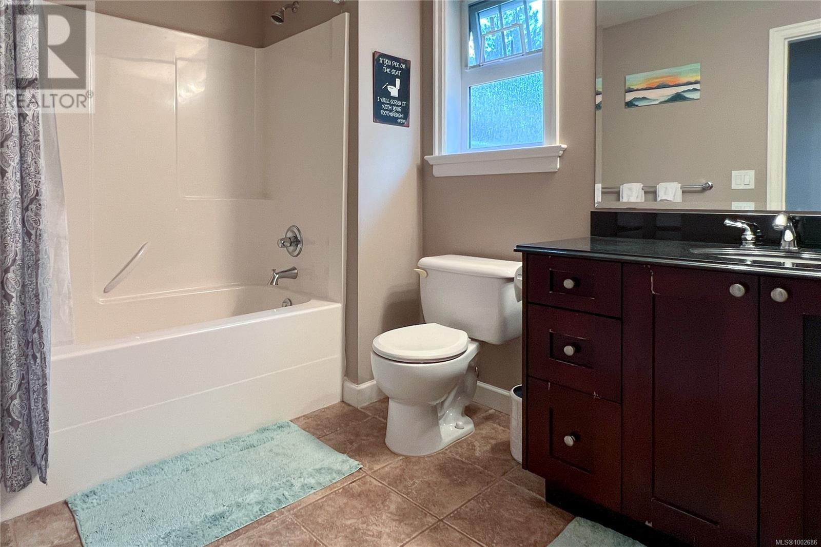 468 Wain Rd, North Saanich