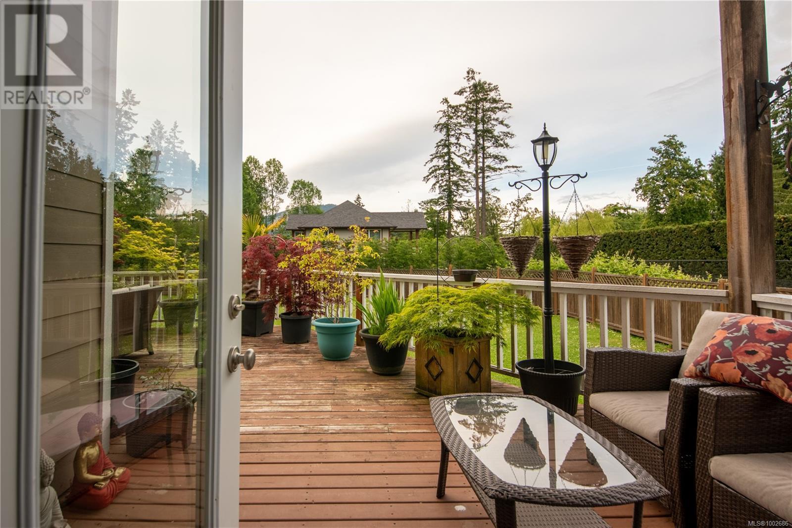 468 Wain Rd, North Saanich