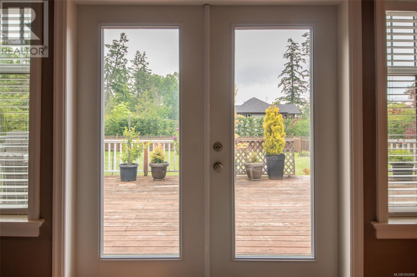 468 Wain Rd, North Saanich