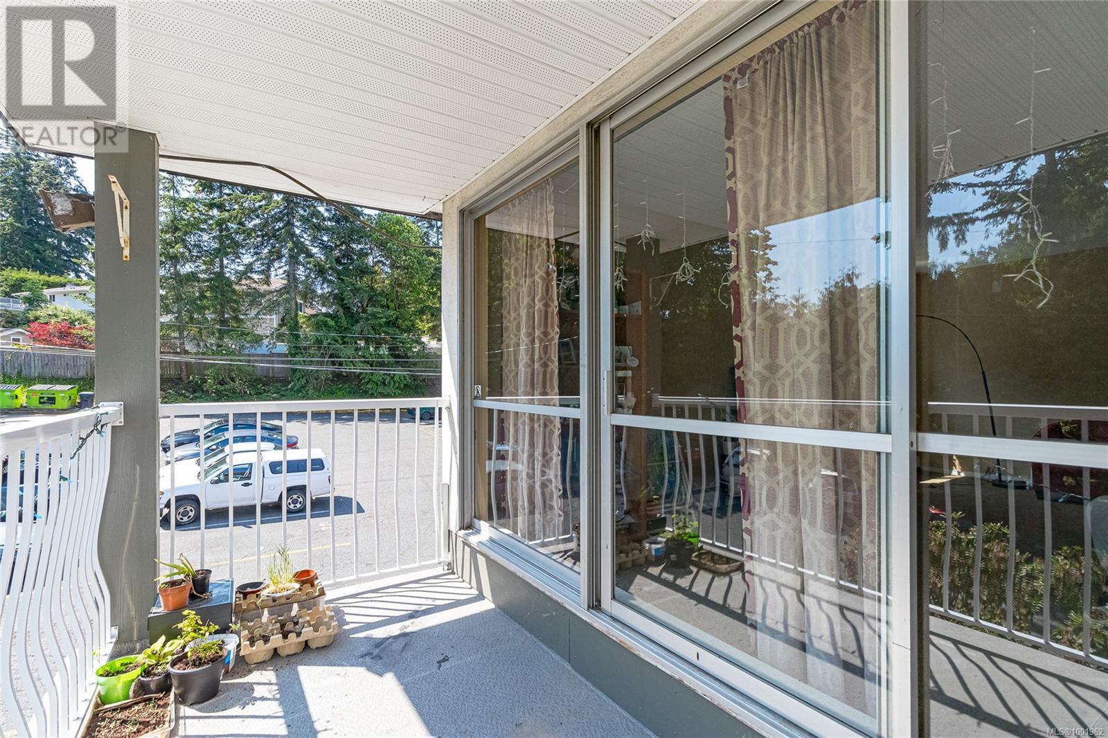Photo 23 of 3301 995 Bowen Rd, Nanaimo BC