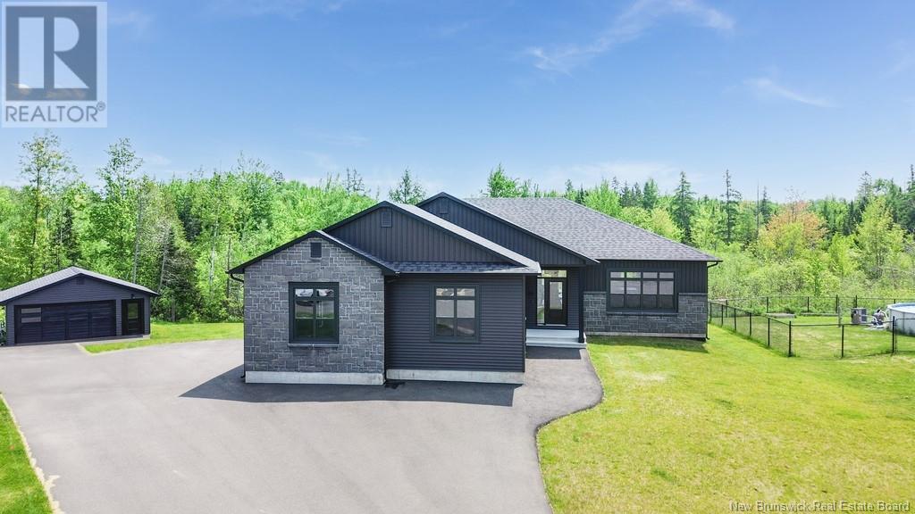 Photo 2 of 24 Steacy Court, Oromocto NB