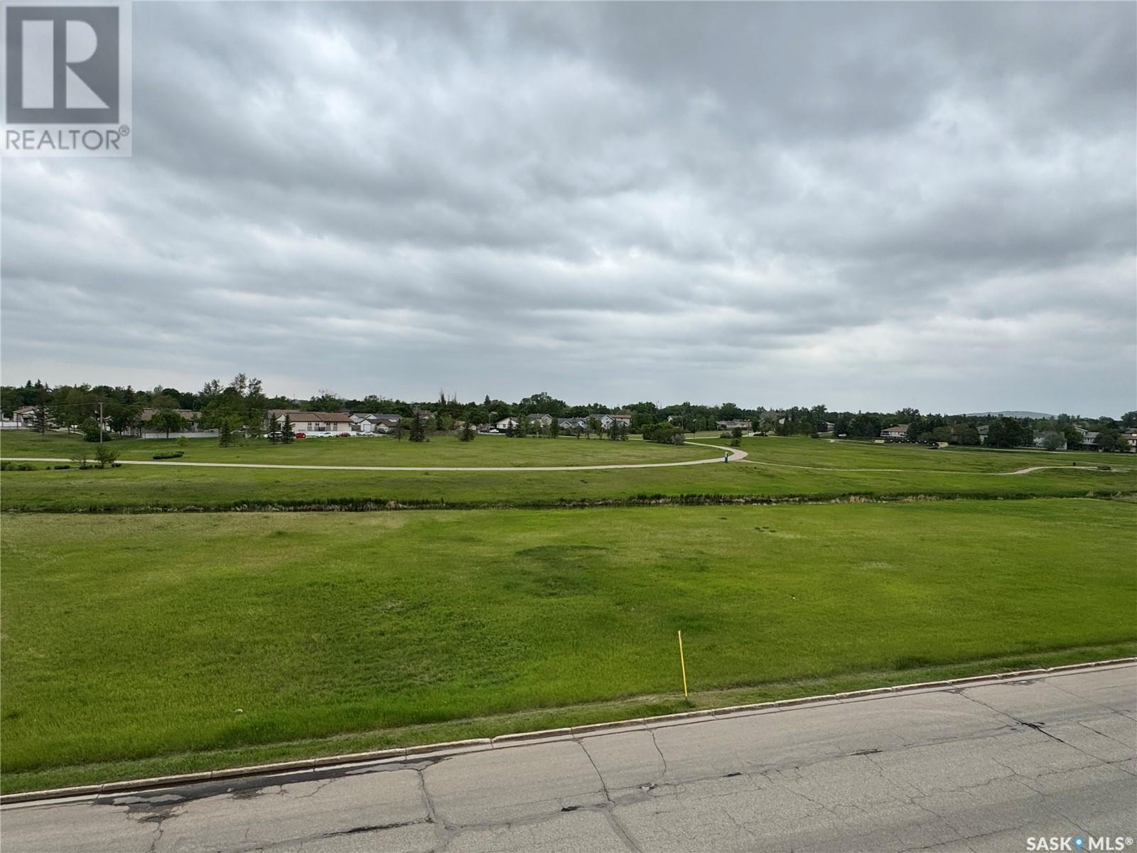 Photo 15 of 415 3351 Eastgate Bay, Regina SK