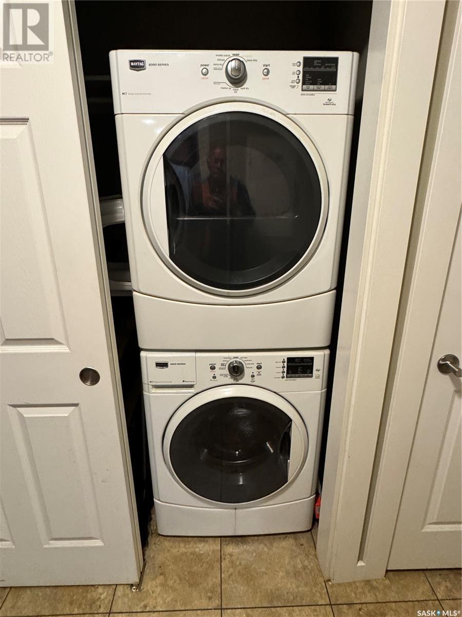 Photo 19 of 415 3351 Eastgate Bay, Regina SK