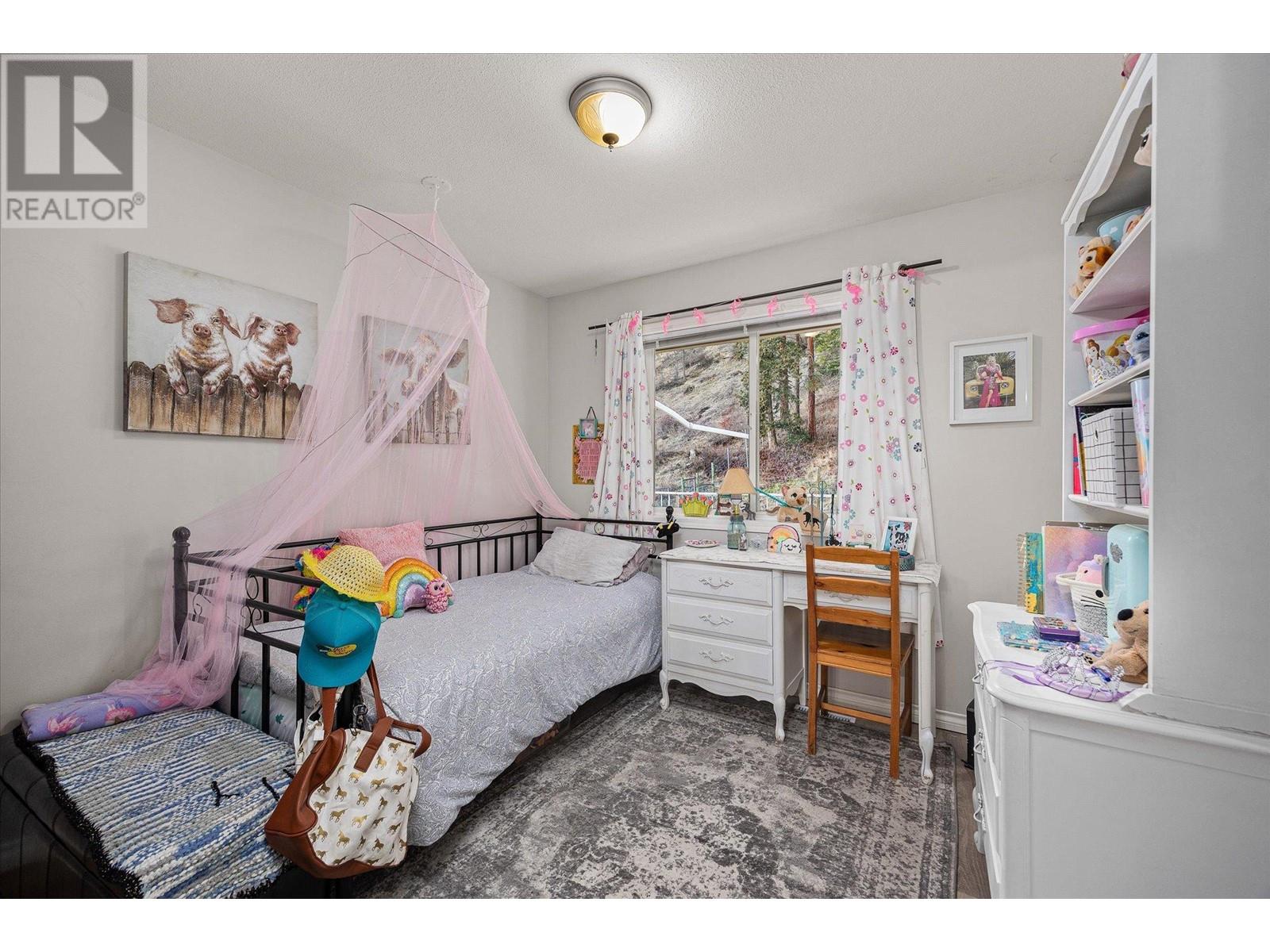  5817 Victoria Street, Peachland