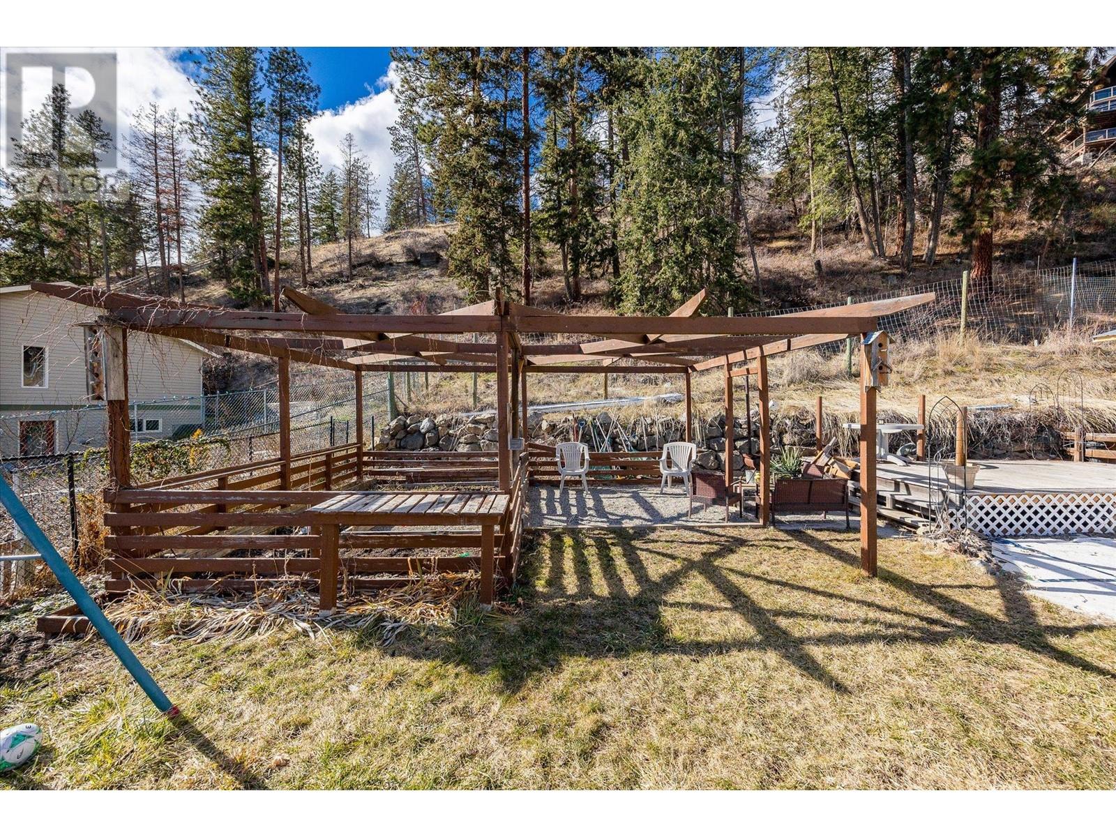 5817 Victoria Street, Peachland