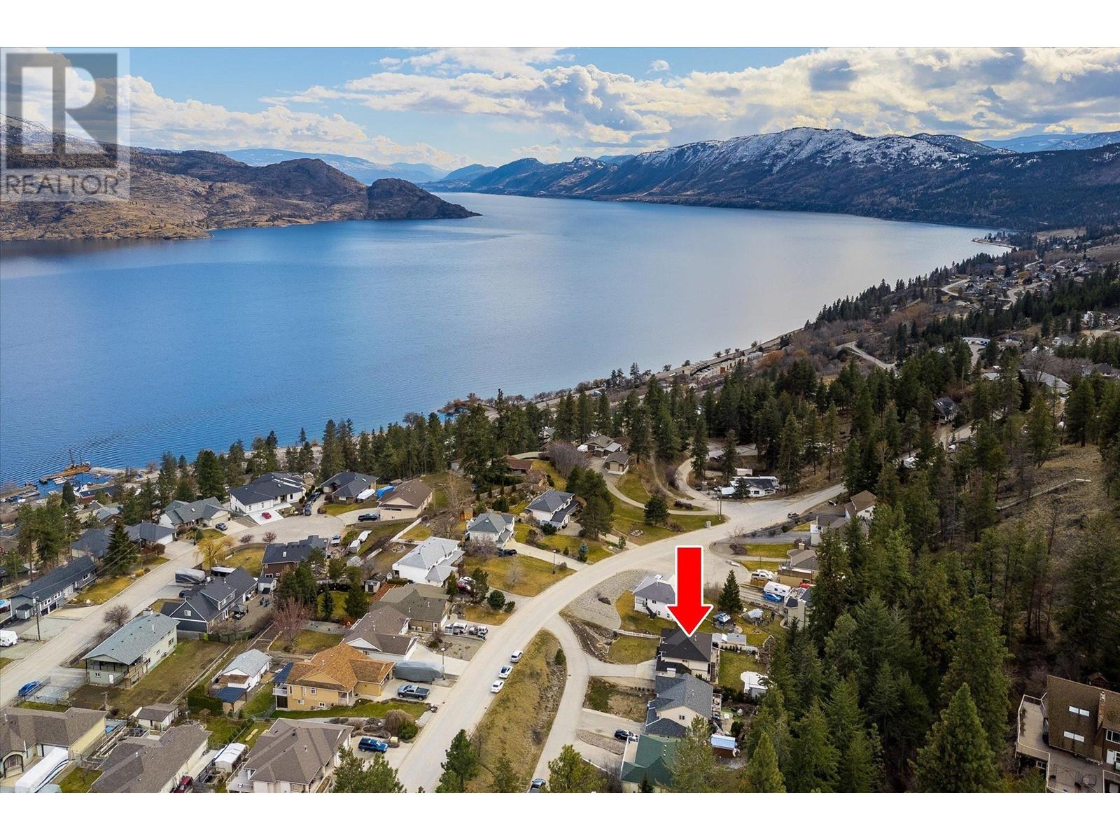  5817 Victoria Street, Peachland