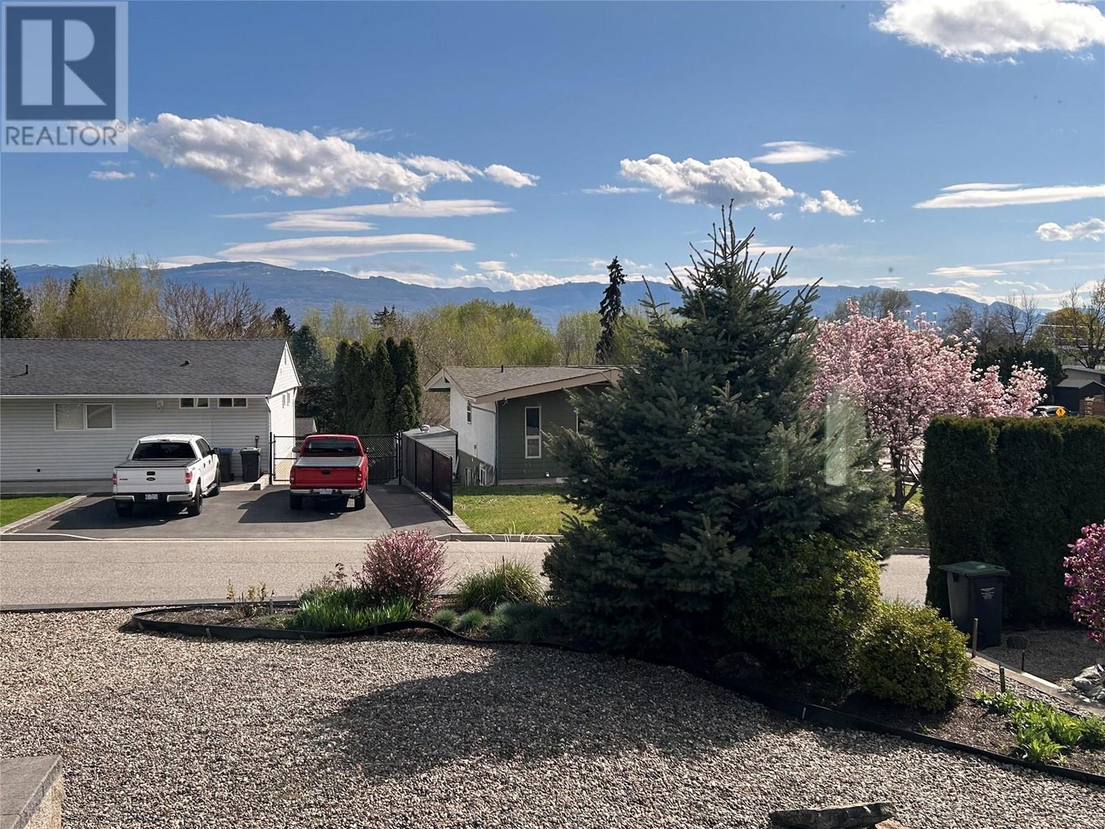 Photo 47 of 1508 Pinehurst Crescent, Kelowna BC