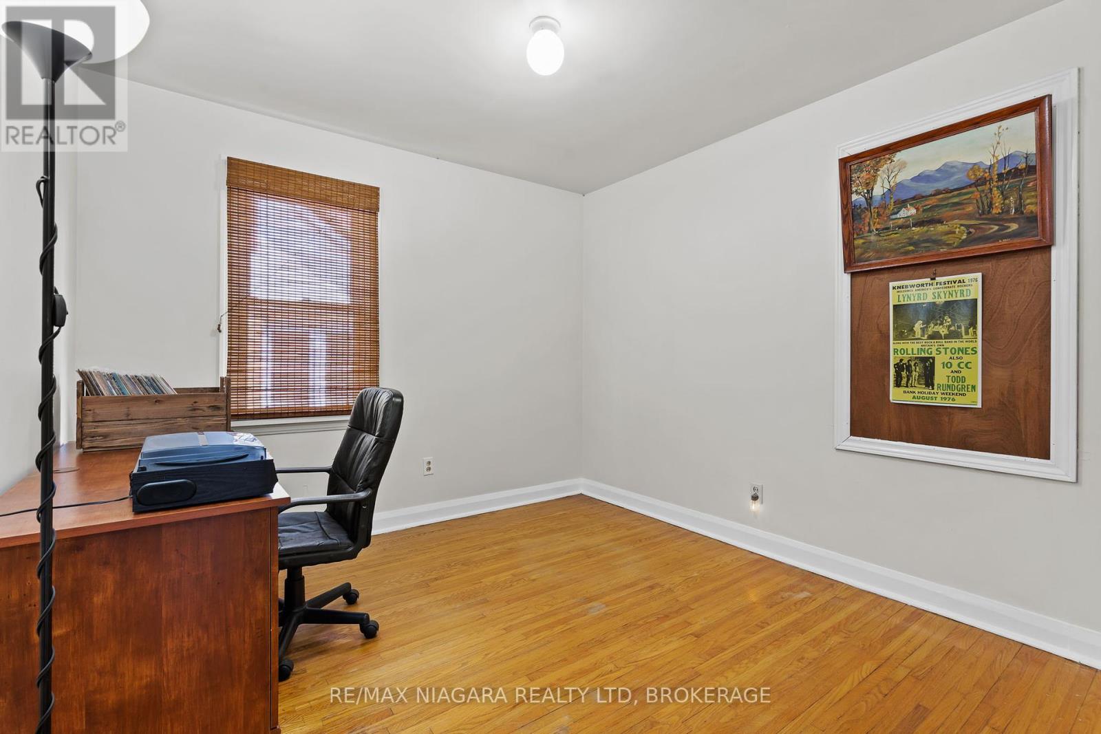 Photo 13 of 113 Linwood Avenue, Port Colborne ON